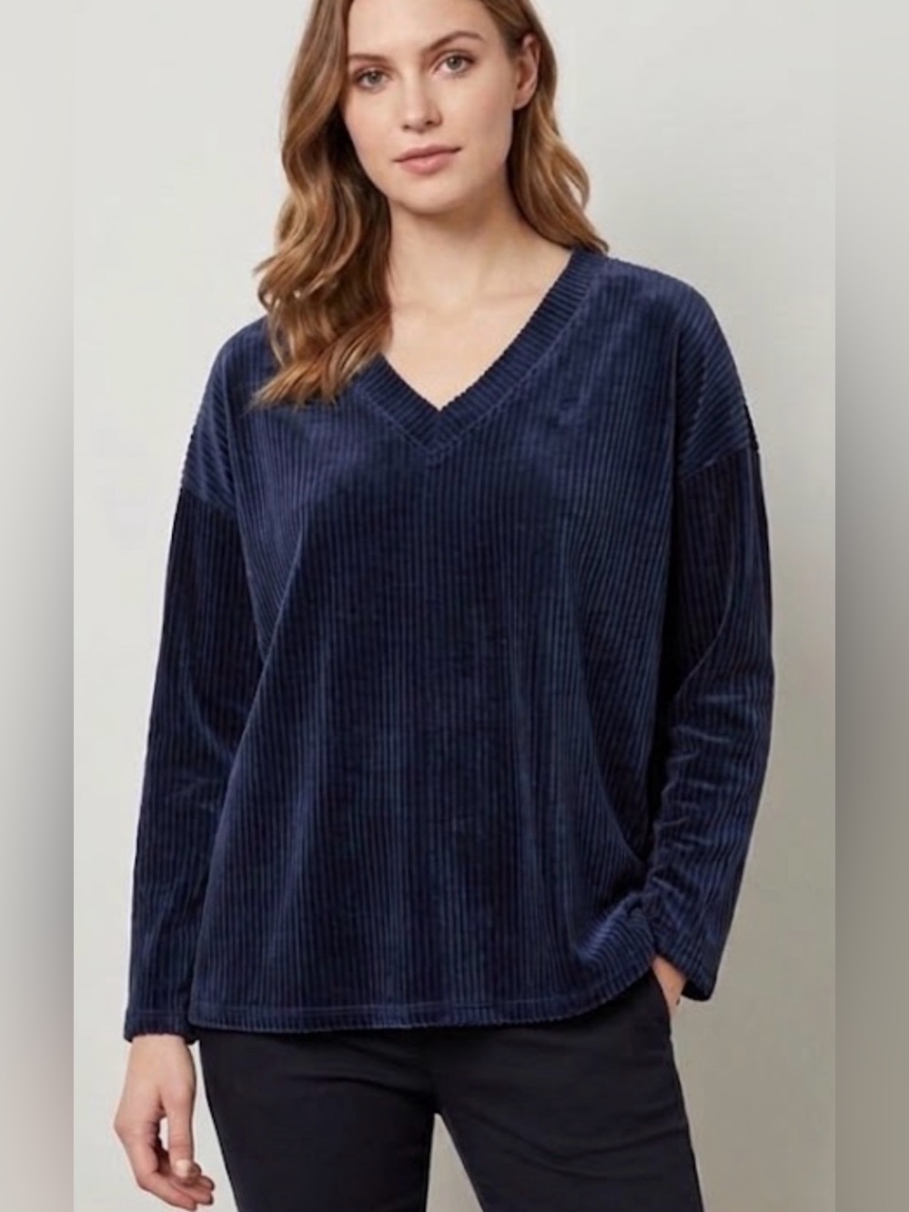 J. Jill Ribbed Velvet V-Neck Sweater - Black